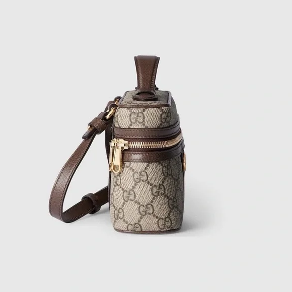 Gucci Beige and Brown Monogram Toiletry Bag - Picture 3 of 7